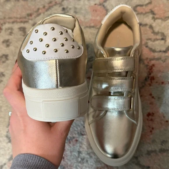 J Slides Metallic Sneakers with Velcro Straps - Picture 2 of 3